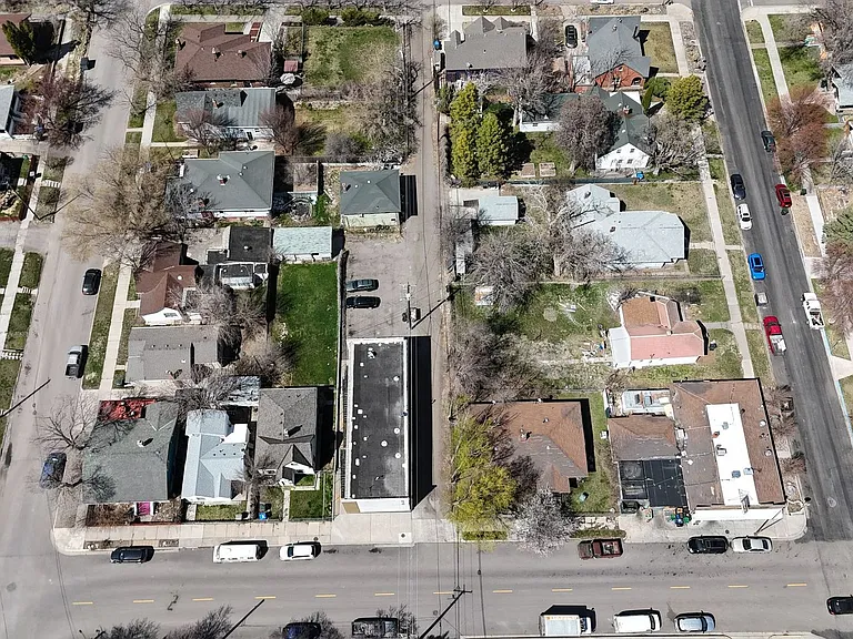 838 W Center St — Photo 6