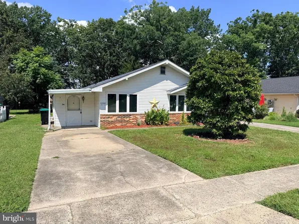194 Elmtowne Blvd, Hammonton, NJ 08037