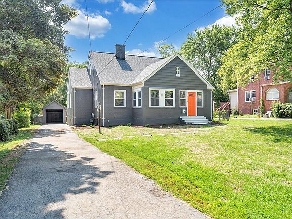 4th image of 143 Lee Ave NE