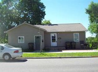 502 E Cook St, Portage, WI 53901