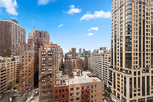 Sold by Compass | media 19