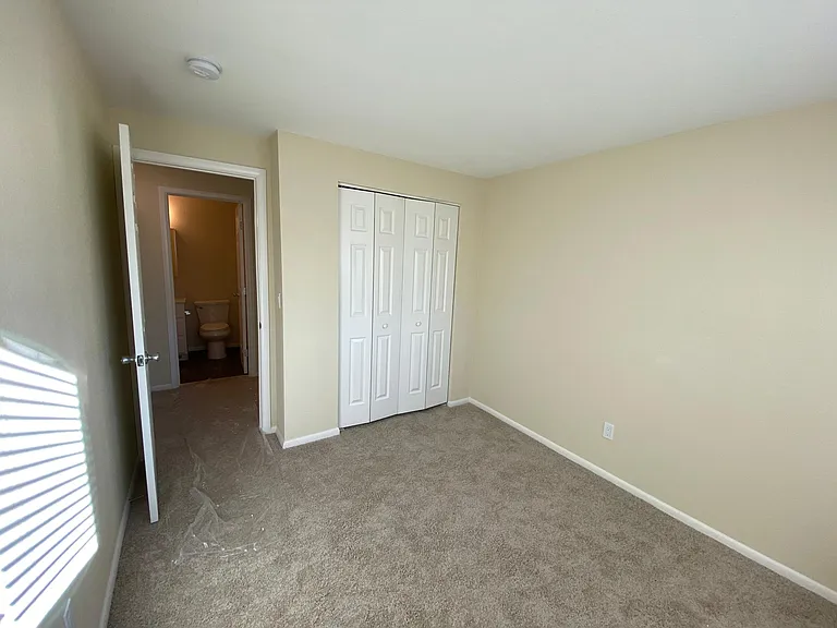 3916 Pheasant Dr — Photo 17
