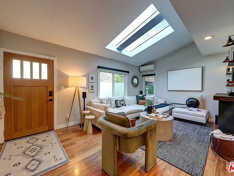 8326 Ridpath Dr — Photo 20