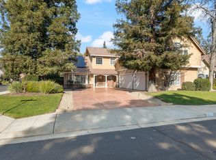 2011 Calimyrna Ave, Clovis, CA 93611