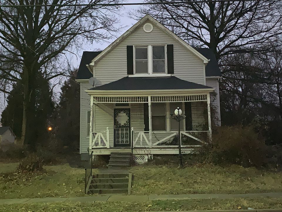 1st image of 2057 Switzer Ave