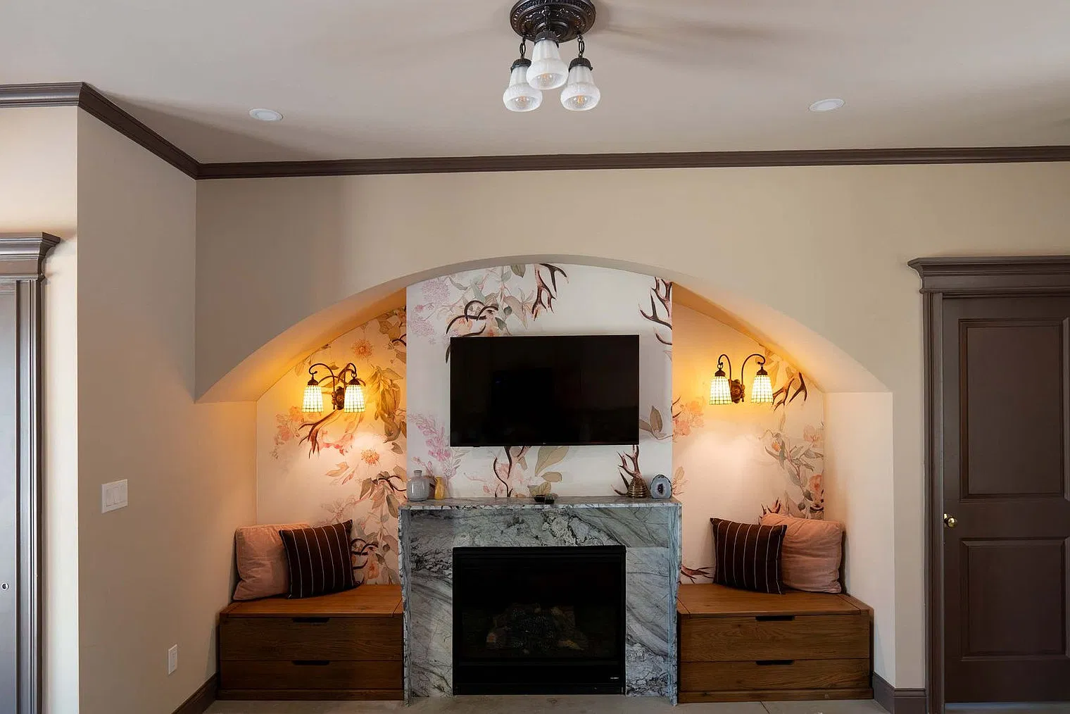 2 bed, 2.0 bath, 1097 sqft, $13,710 — Photo 1