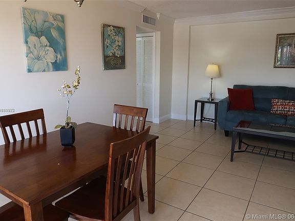 5th image of 22 Salamanca Ave Unit 6B