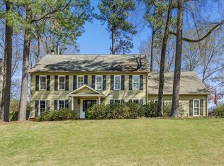 2686 Fox Creek Dr, Germantown, TN 38138