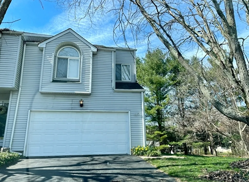 2 bed, 2.5 bath, $2,299 — Photo 2