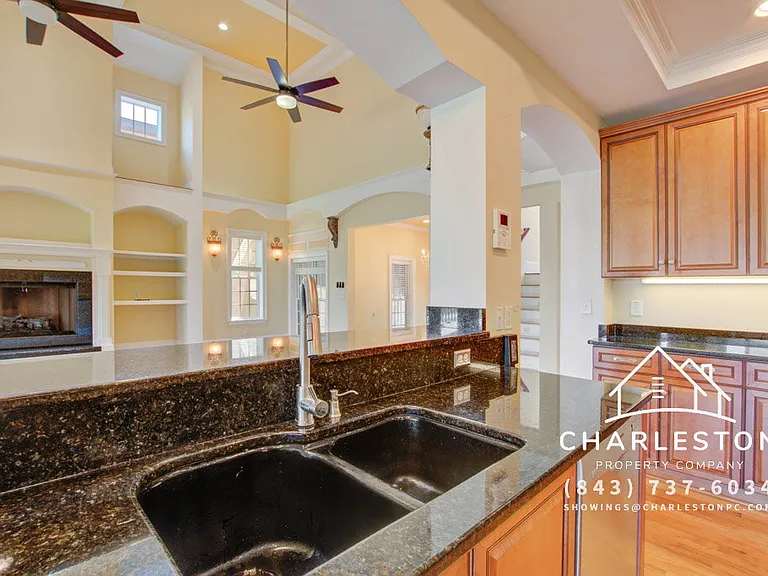 1739 Indigo Island Dr — Photo 13