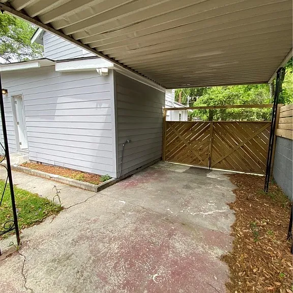 615 Orchard St — Photo 17