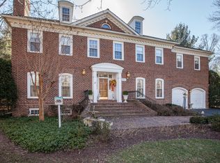 7017 Fawn Trail Ct, Bethesda, MD 20817