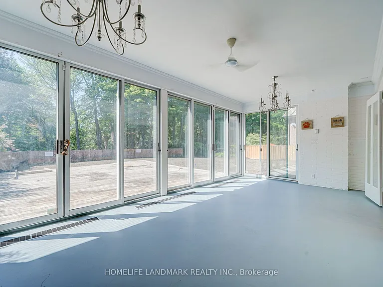 7 Knightswood Rd — Photo 11