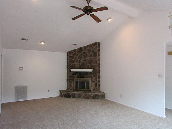 2nd image of 8330 Windy Oaks Dr