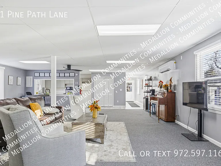 31 Pine Path Ln — Photo 1