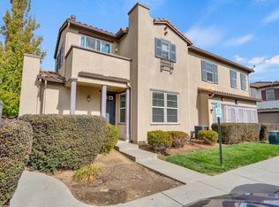 8340 Crystal Walk Cir, Elk Grove, CA 95758
