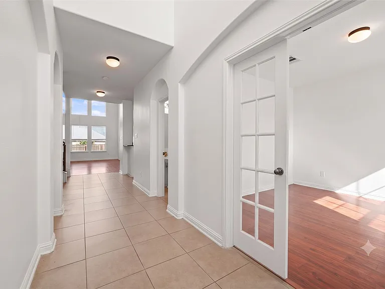 3664 Rosalina Loop — Photo 3