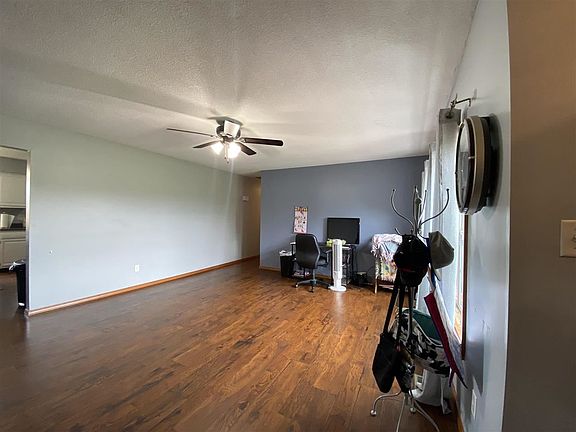 5th image of 1202 E Tonya Dr