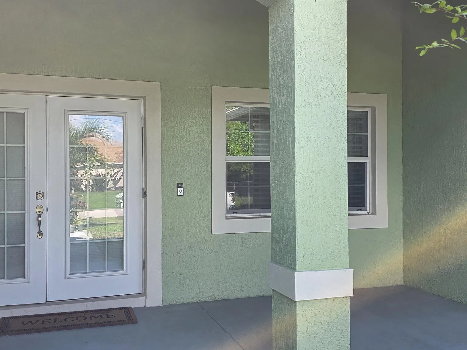 3 bed, 2.5 bath, 2166 sqft, $2,800 — Photo 2