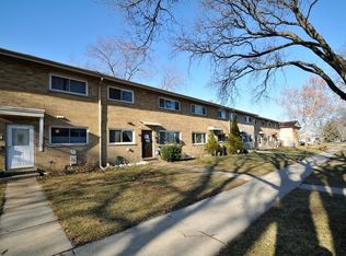 1552 Pennsylvania St, Des Plaines, IL 60018