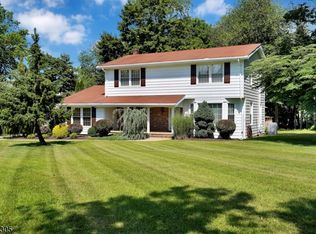 21 Lawton Rd, Bridgewater, NJ 08807