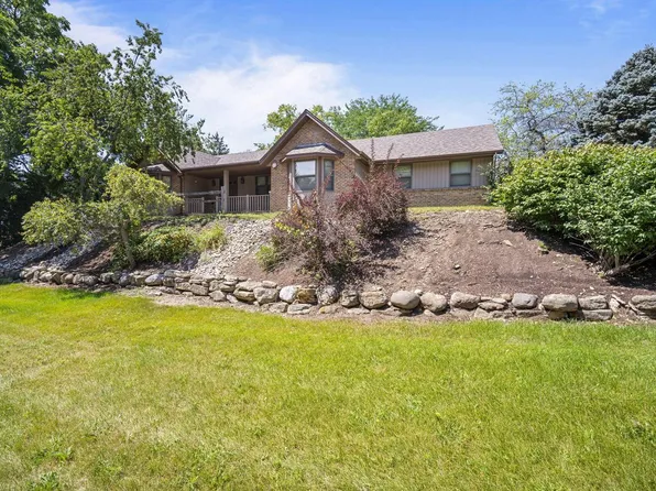 373 Church STREET, Burlington, WI 53105