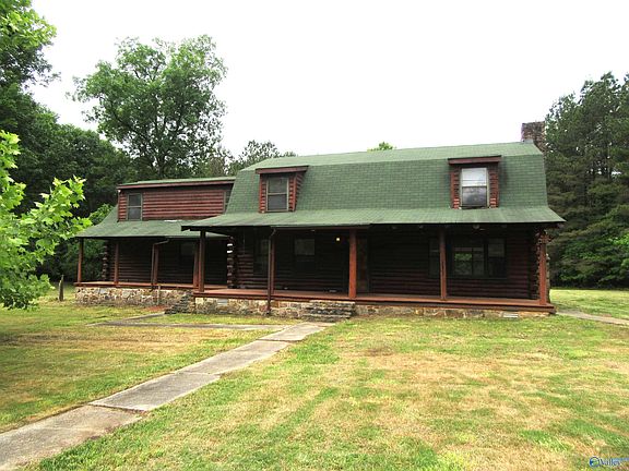 3rd image of 3809 S Chapel Hill Rd SW