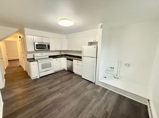 1886 Avenue B Floor 1, Watervliet, NY 12189