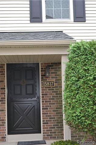 1st image of 15817 Cambridge Dr