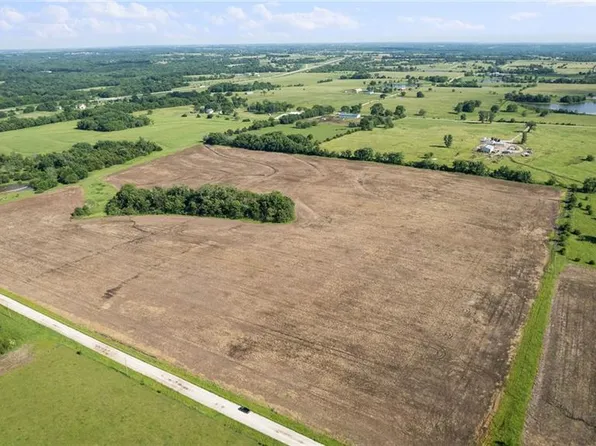 LOT 2 W 299th St, Louisburg, KS 66053