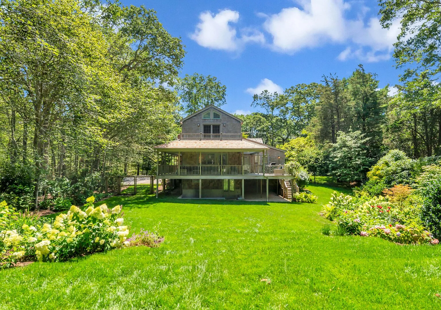 Charming Amagansett Cottage with Pool — Photo 4