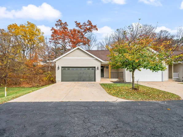 734 Tioga Park Dr Unit 734, Big Rapids, MI 49307