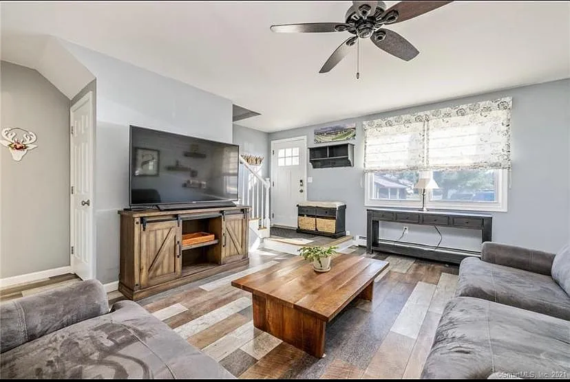 2 Saint Marc Cir — Photo 4
