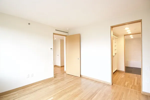 Rented by Citi Habitats | media 13