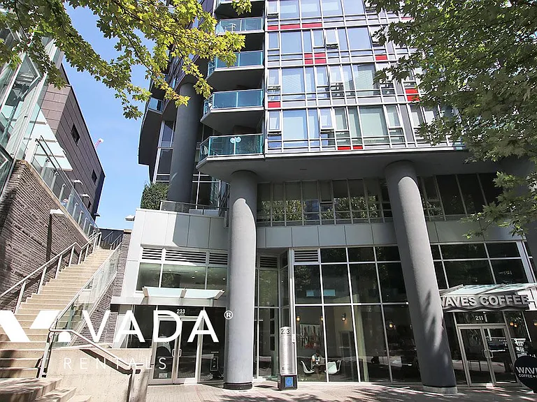 233 Robson St #609 — Photo 10
