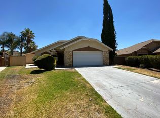 1002 Massachusetts Ave, Riverside, CA 92507
