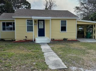 1717 Linwood Ave, Fort Pierce, FL 34982
