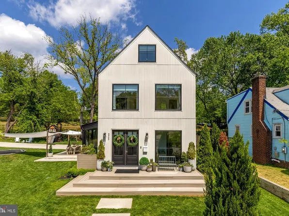 3935 6th St S, Arlington, VA 22204