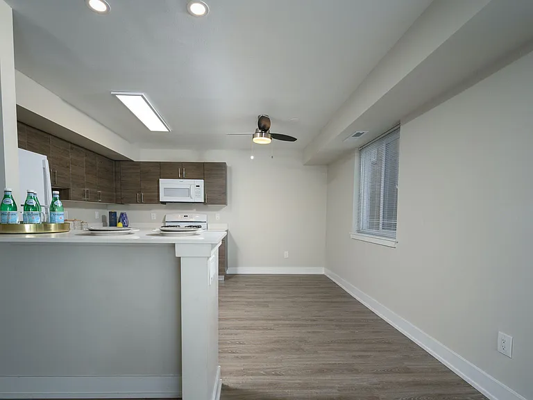 Westfield Apartments — Photo 7