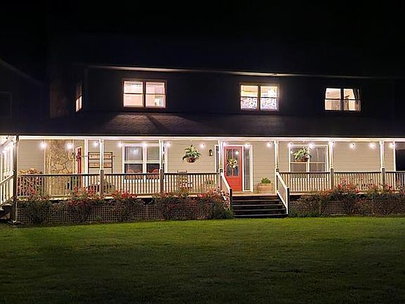 3rd image of 2689 Kelley Ln