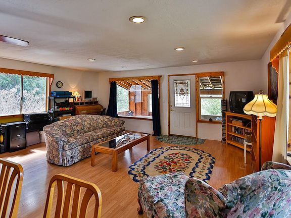 13197 Chumstick Hwy-large-009-10-Living