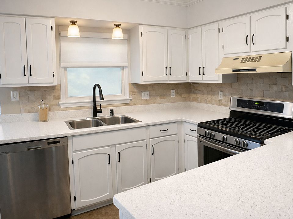 1st image of 3809 Holy Cross Dr