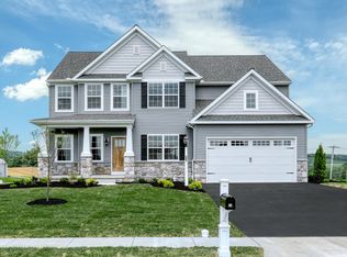 23 McIntosh Ln, Aspers, PA 17304