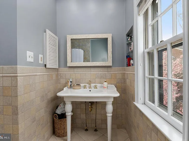 4411 Westover Pl NW #4411 — Photo 18