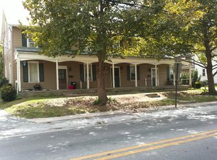 154 W Main St, Leola, PA 17540