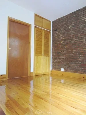 Rented by City Connections Realty | media 5