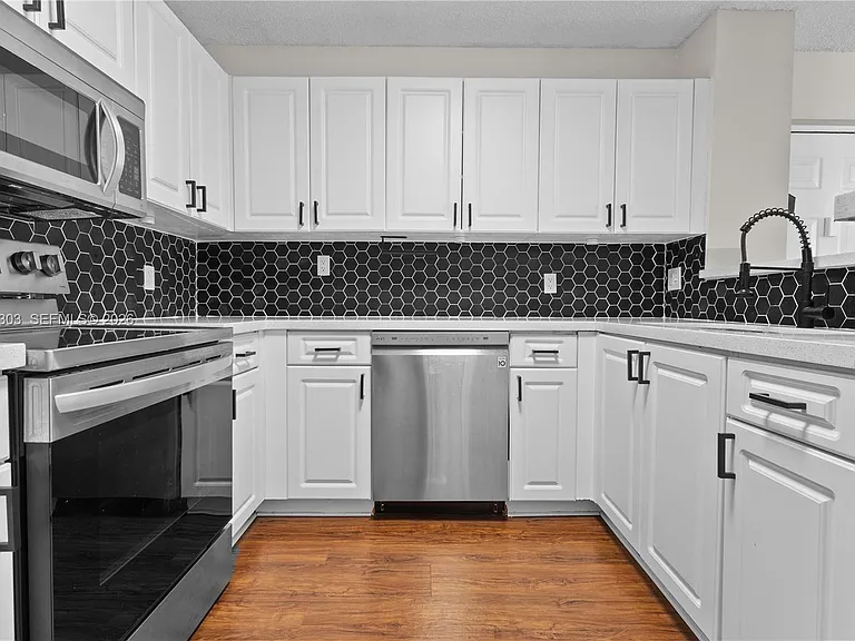 2123 Renaissance Blvd #201 — Photo 2