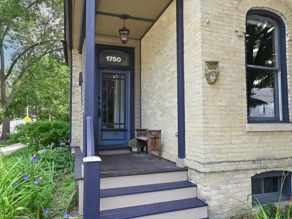 1750 N Palmer STREET, Milwaukee, WI 53212
