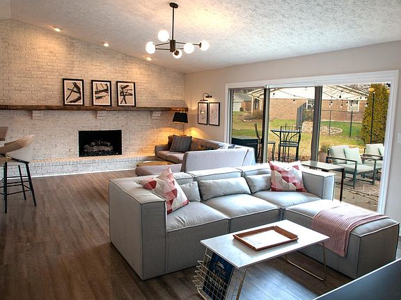 Great Room with gas fireplace