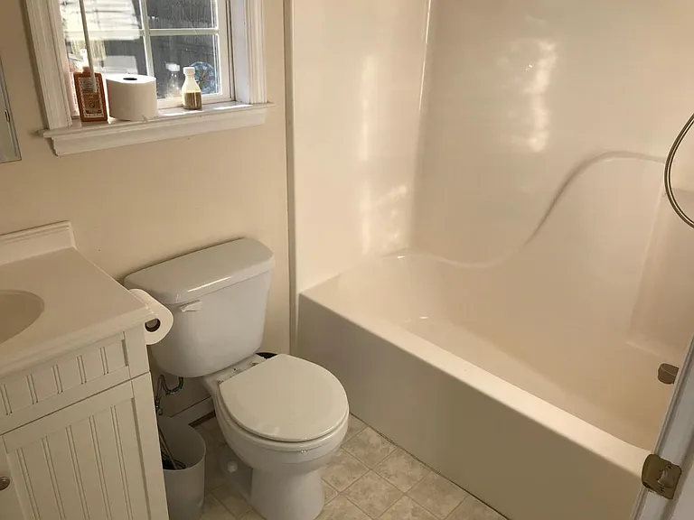 2508 Porter St — Photo 4